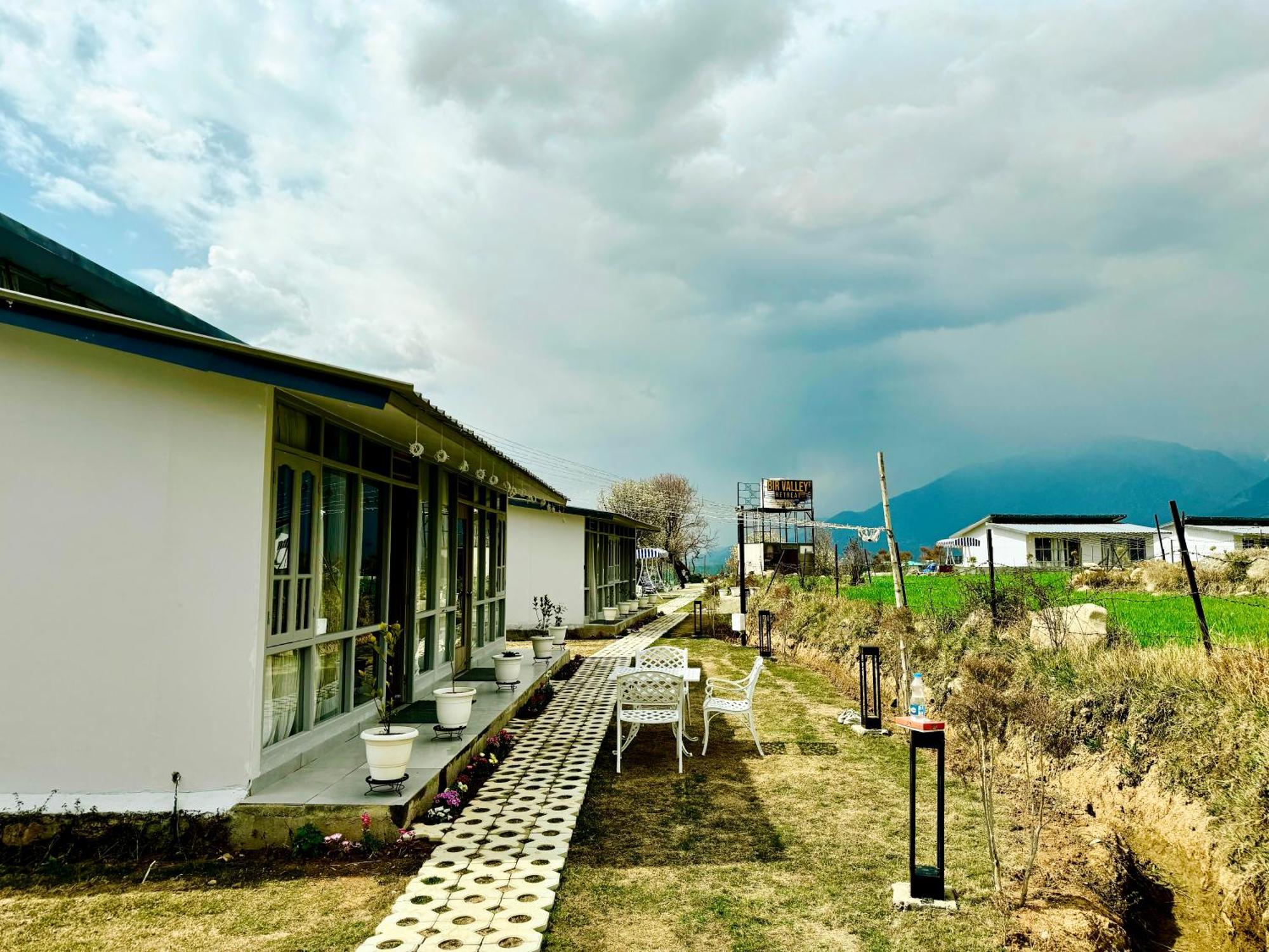 Bir Valley Retreat Екстериор снимка